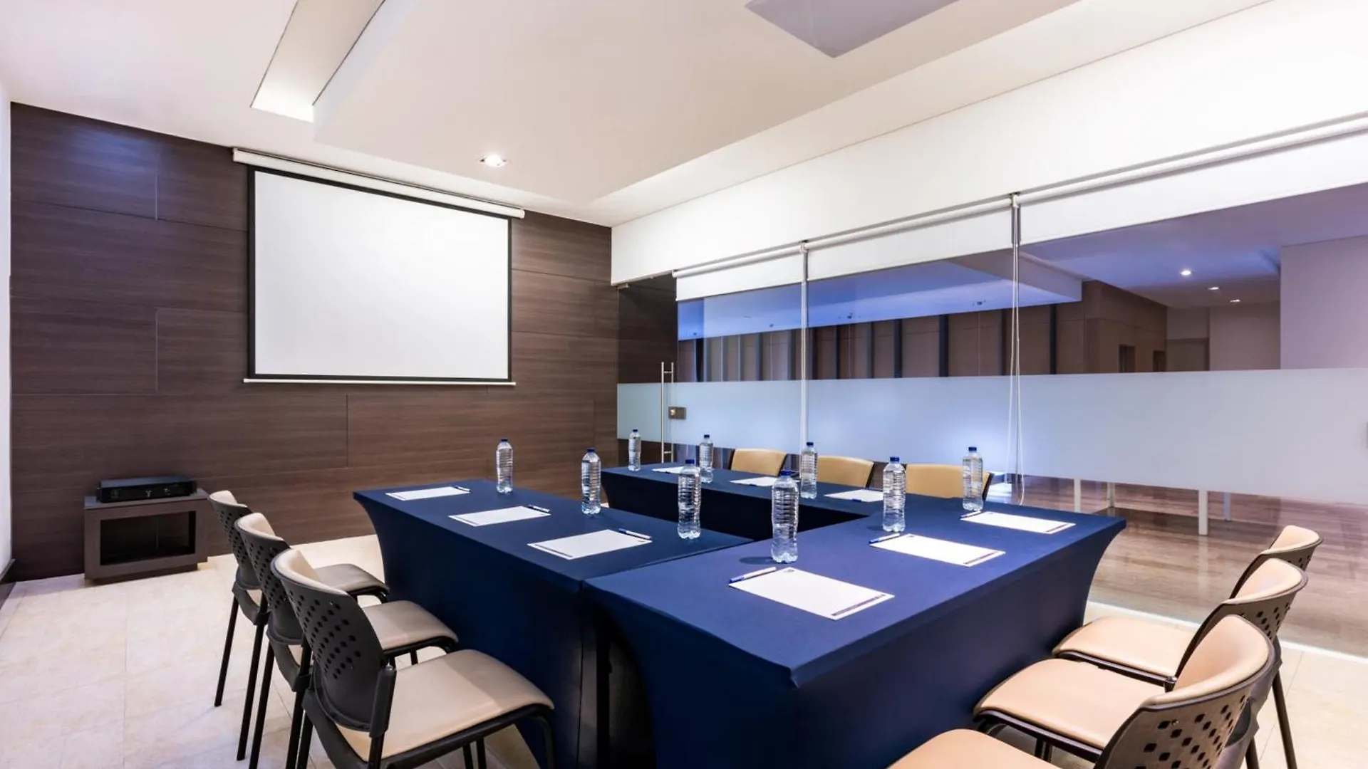 Holiday Inn Express - Cartagena Bocagrande By Ihg Hotel